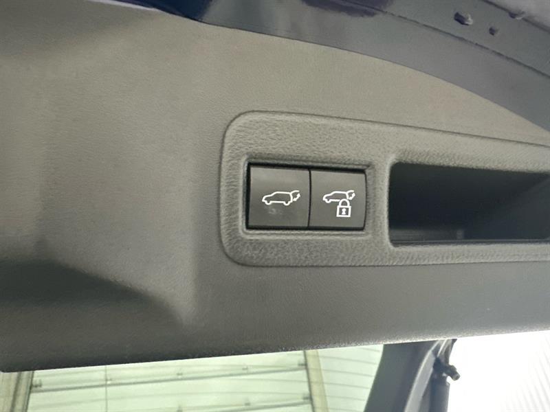 2023 Toyota BZ4X - Image 20