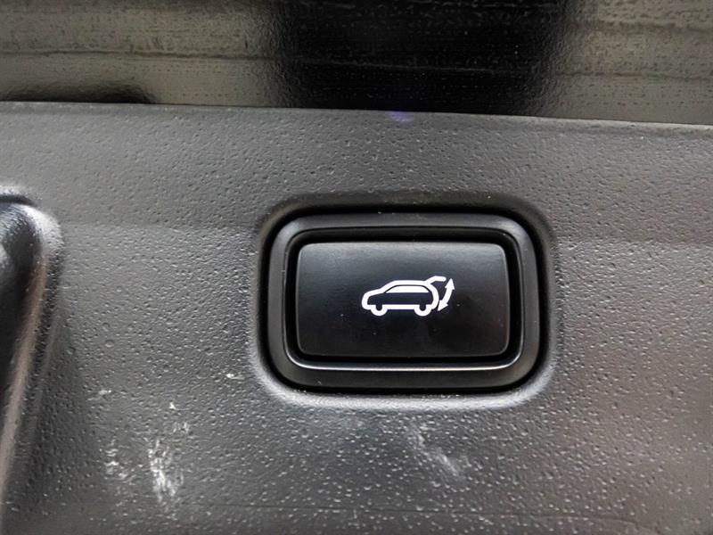 2023 Kia Niro - Image 16