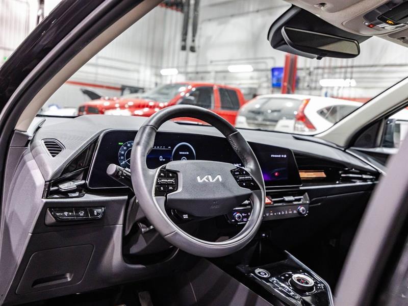 2023 Kia Niro - Image 21