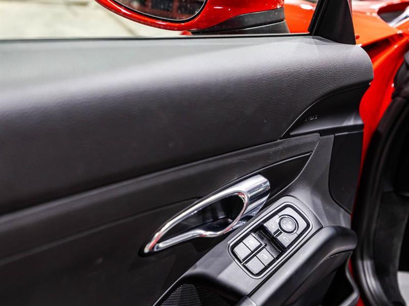 2017 Porsche Boxster - Image 11