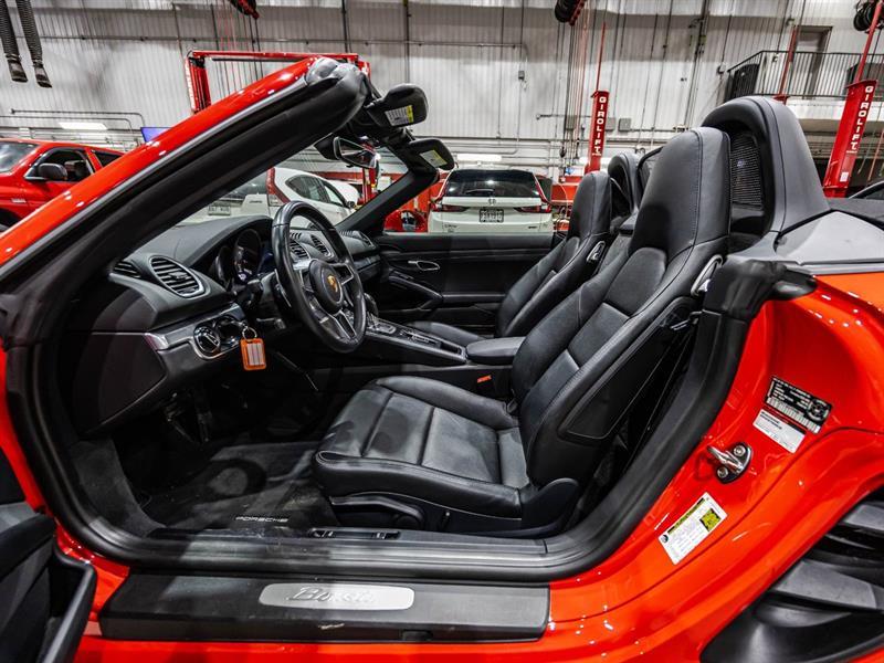 2017 Porsche Boxster - Image 16