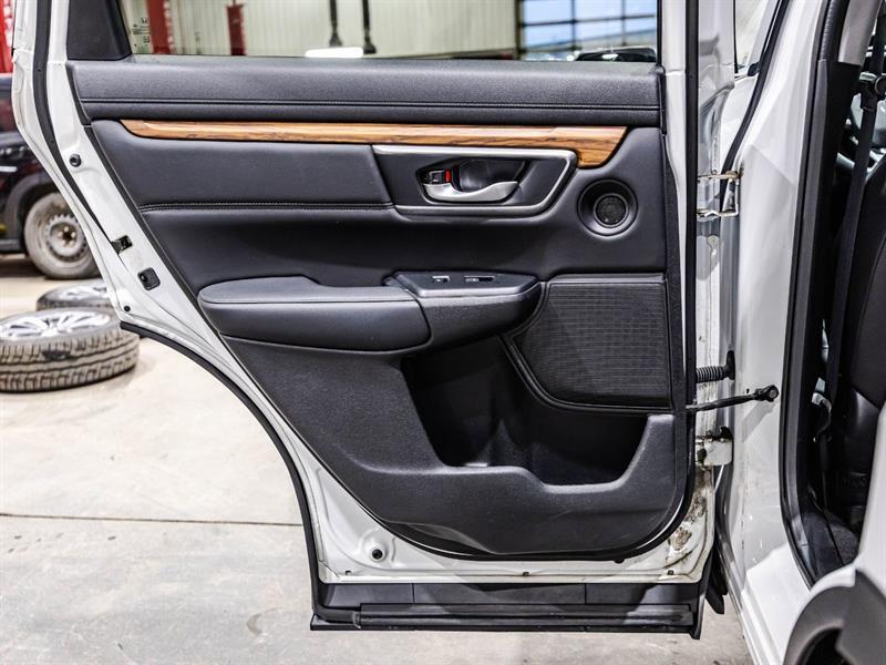 2020 Honda CR-V - Image 13