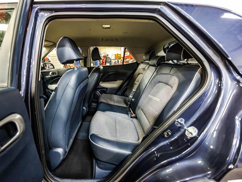 2021 Hyundai Venue - Image 14