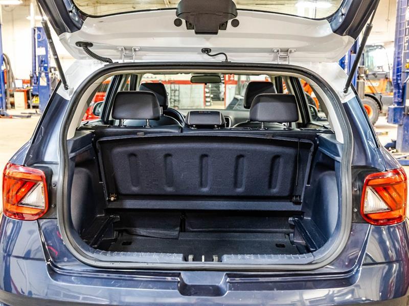 2021 Hyundai Venue - Image 16