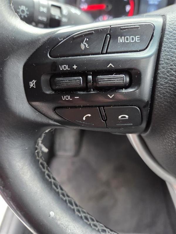 2018 Kia Rio - Image 18