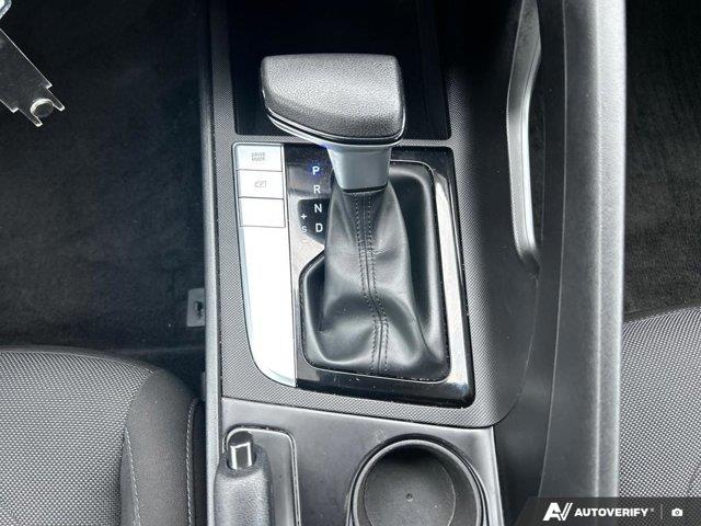 hyundai Elantra 2022 - 21