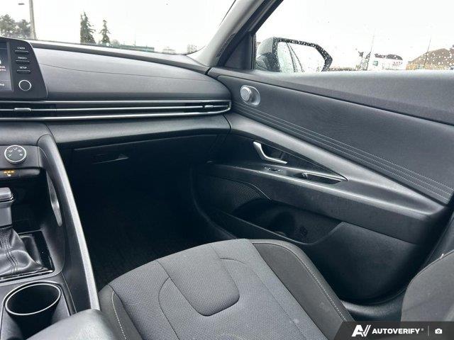 hyundai Elantra 2022 - 28
