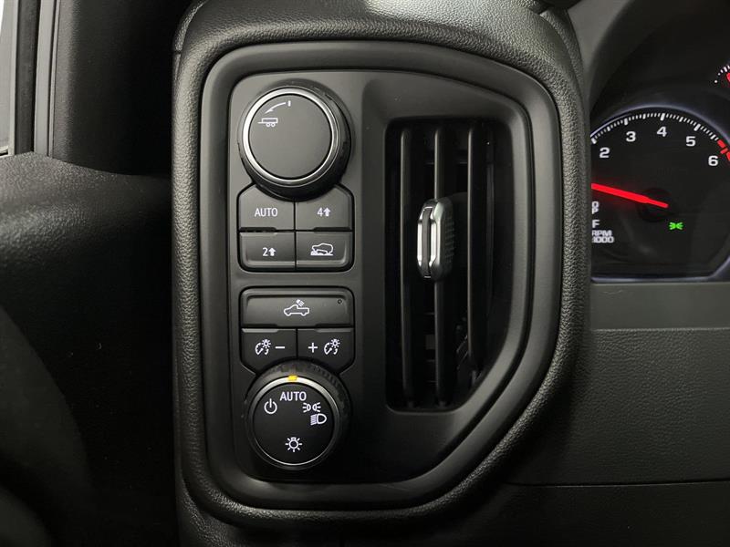 chevrolet Silverado 1500 2024 - 12
