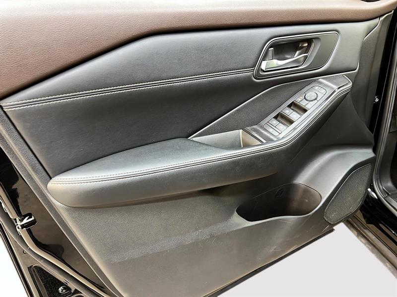 nissan Rogue 2023 - 25