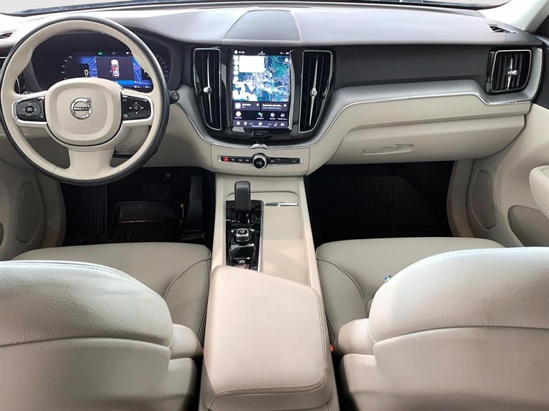volvo XC60 2023 - 10