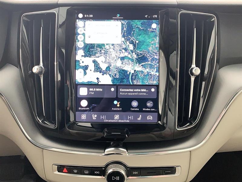 volvo XC60 2023 - 12