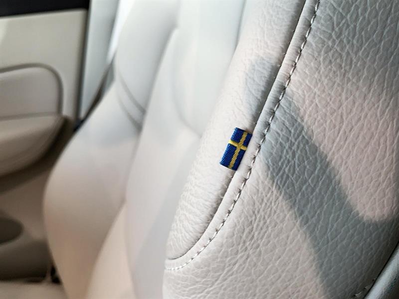 volvo XC60 2023 - 19