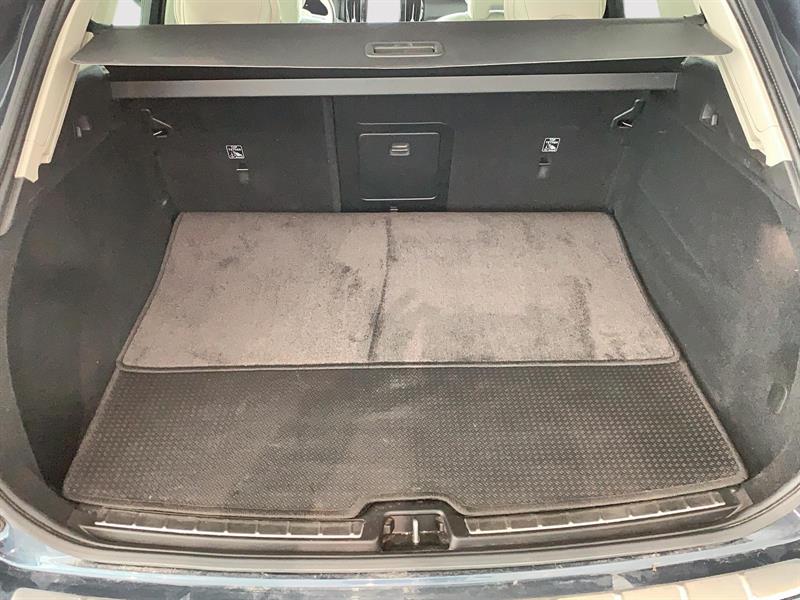 volvo XC60 2023 - 22