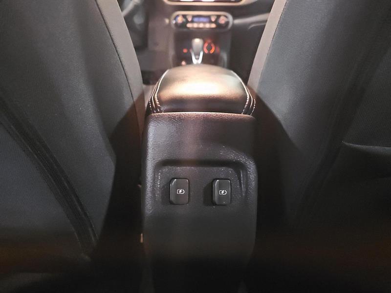 nissan Kicks Play 2025 - 12