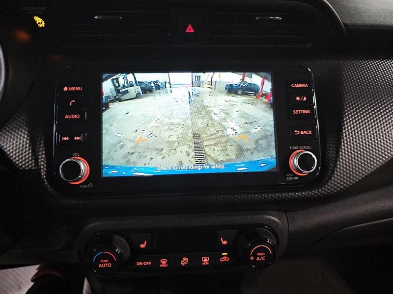 nissan Kicks Play 2025 - 18