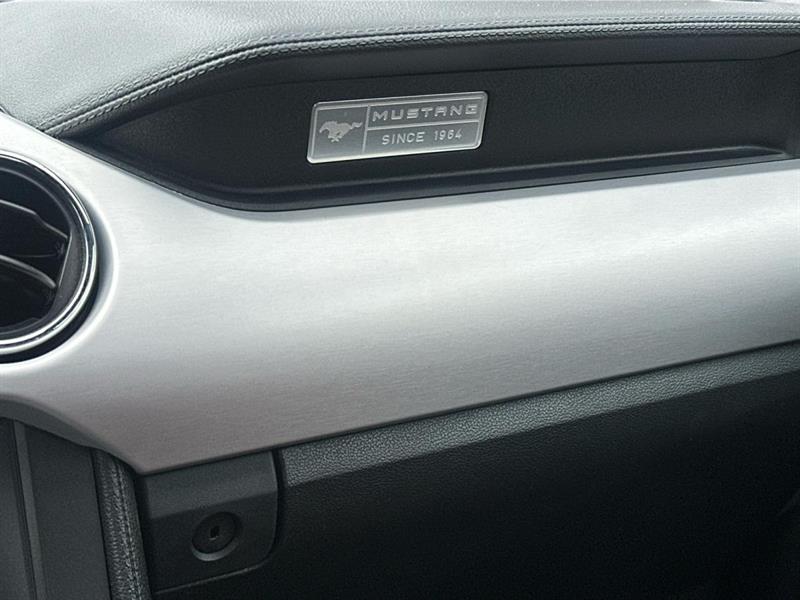 ford Mustang 2015 - 17