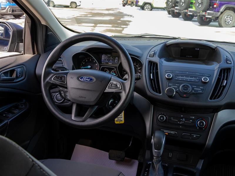 ford Escape 2019 - 11
