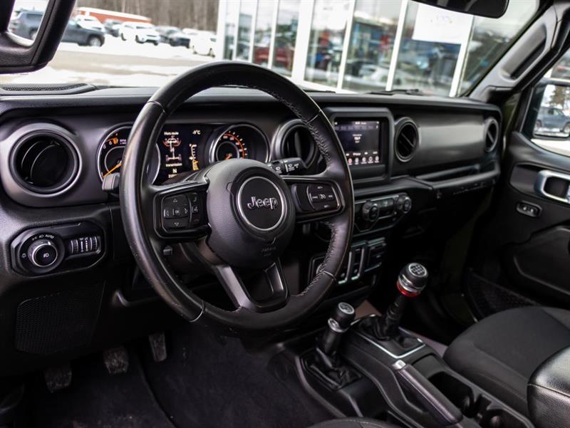 jeep Wrangler 2021 - 16