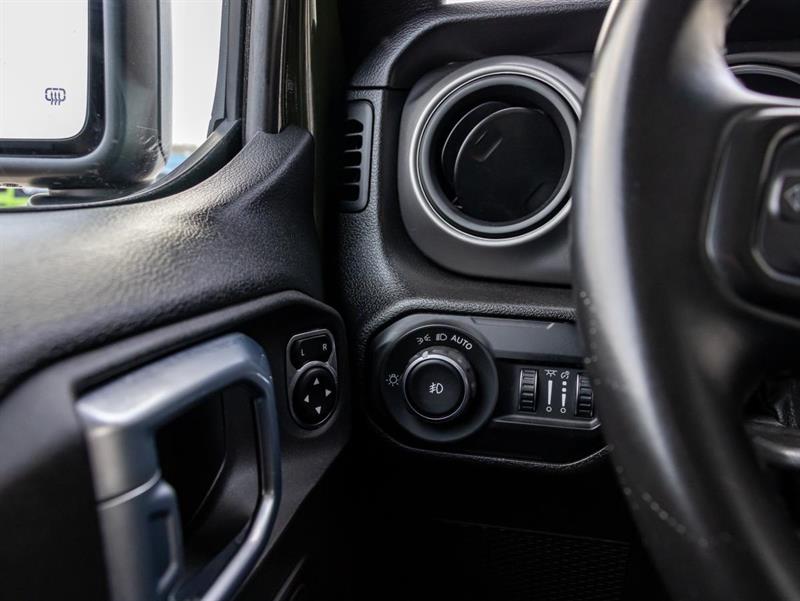 jeep Wrangler 2021 - 18