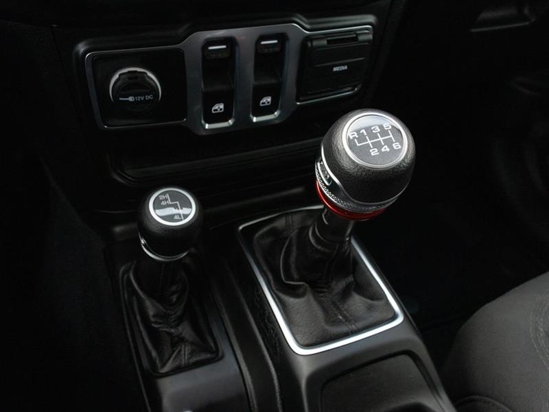 jeep Wrangler 2021 - 23