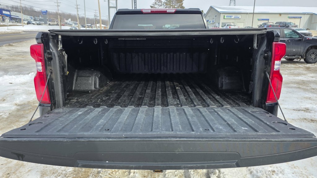 chevrolet Silverado 1500 2023 - 10