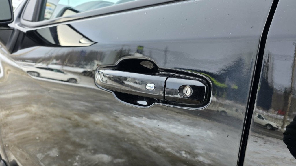 chevrolet Silverado 1500 2023 - 16