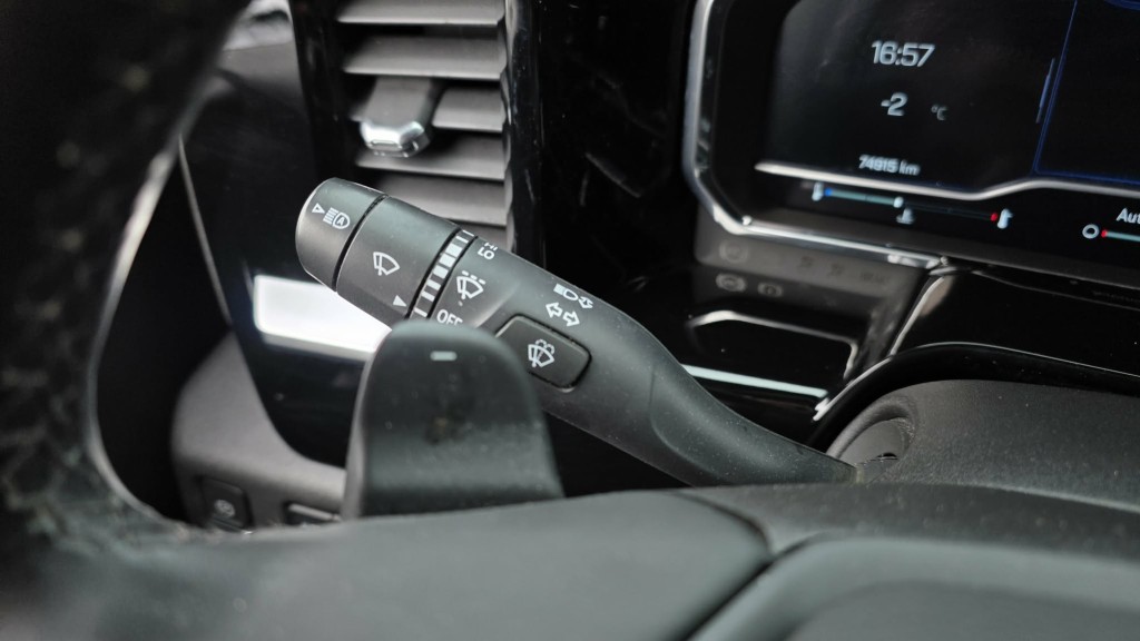 chevrolet Silverado 1500 2023 - 28