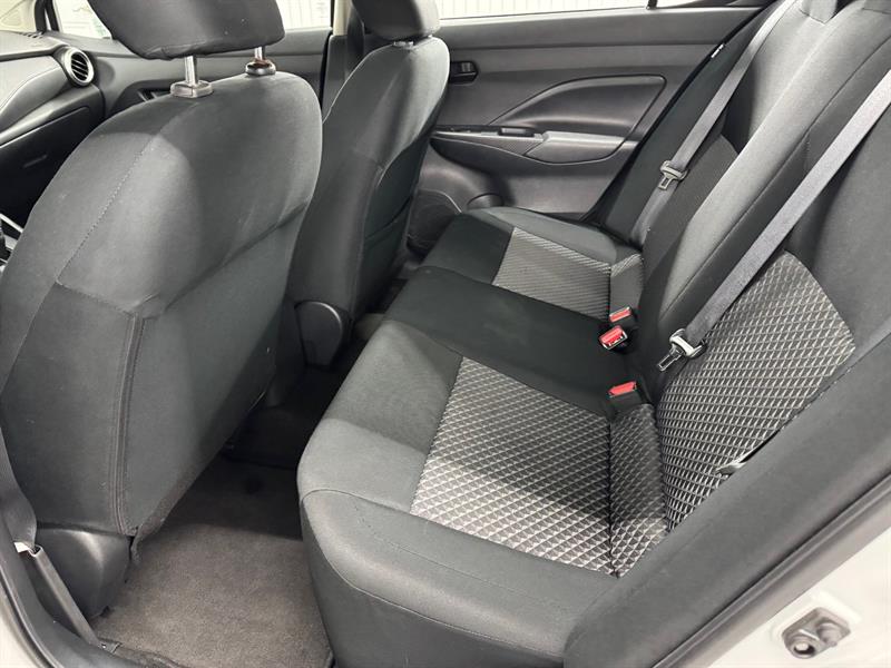 nissan Versa 2024 - 14
