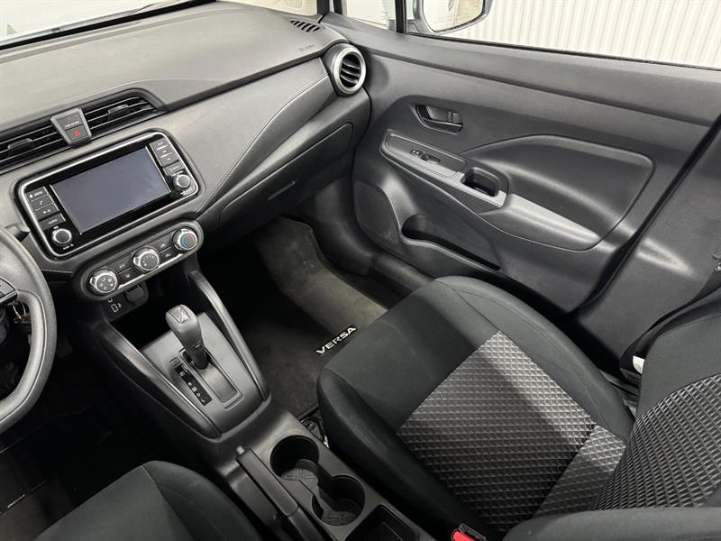 nissan Versa 2024 - 19