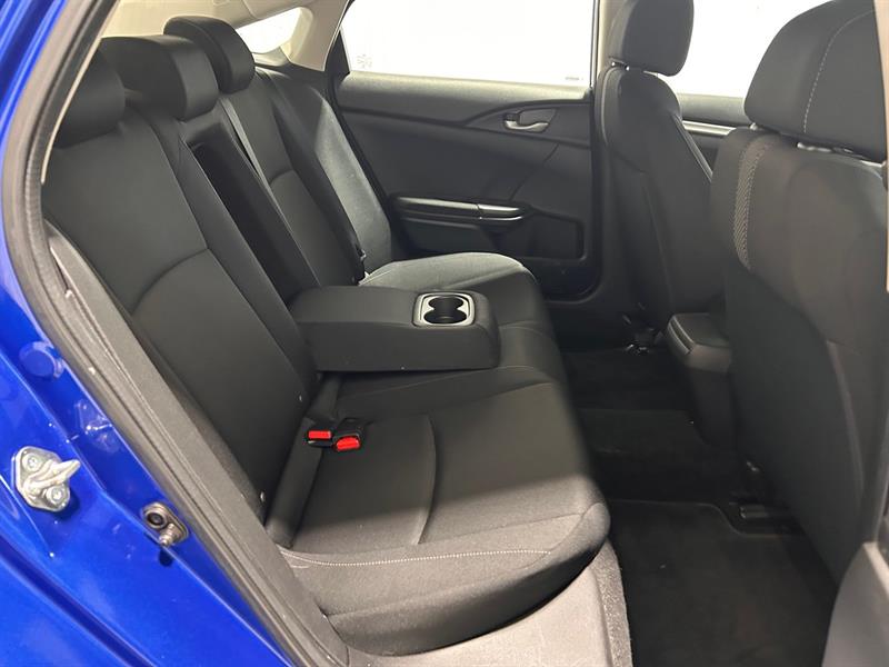 honda Civic Sedan 2018 - 18