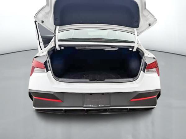 hyundai Elantra 2024 - 20