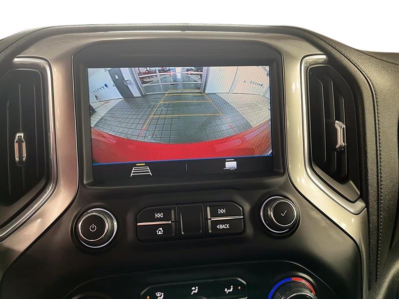 chevrolet Silverado 1500 2021 - 17