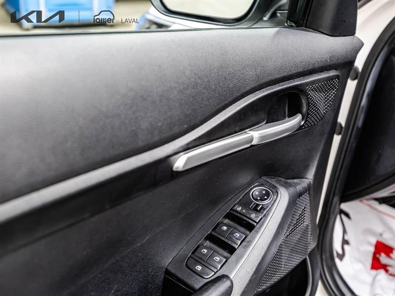 2024 Kia Seltos - Image 11