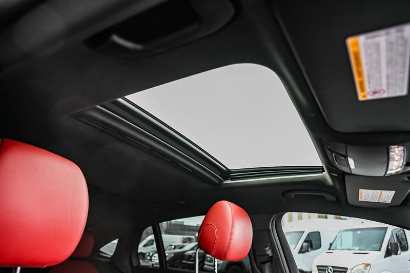 2020 Mercedes-Benz GLC - Image 31