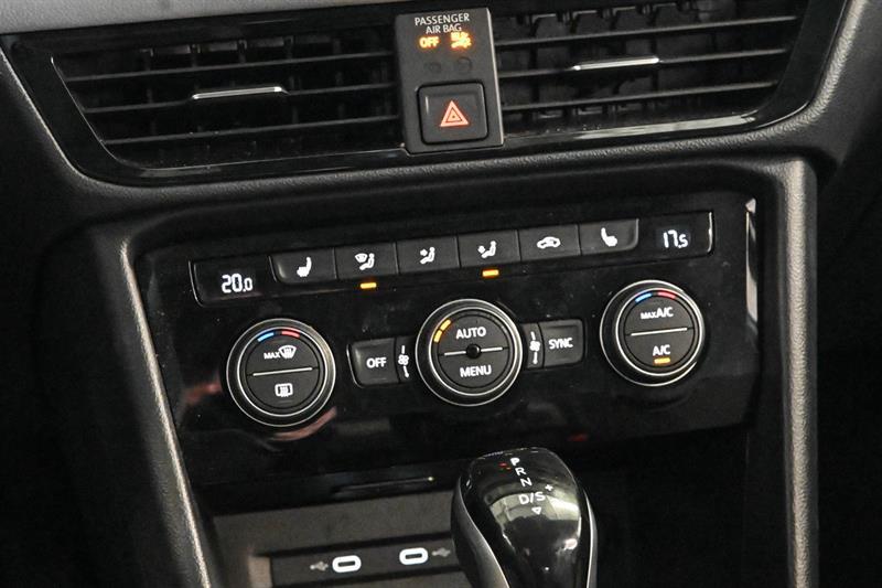 2024 Volkswagen Taos - Image 33