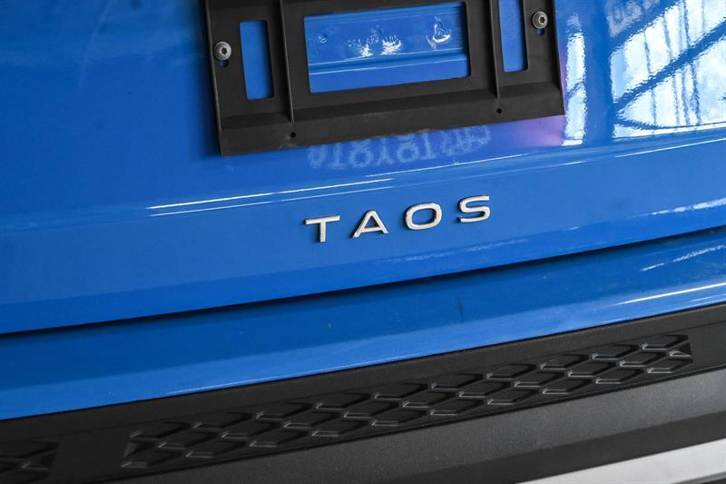 2024 Volkswagen Taos - Image 38