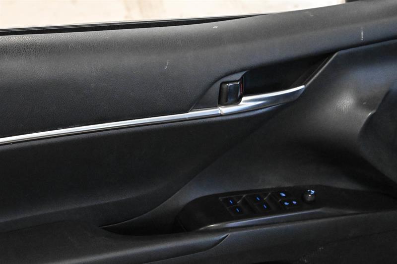 2024 Toyota Camry - Image 22