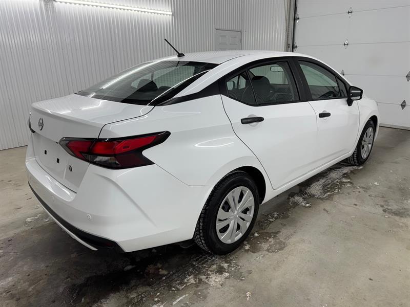 2024 Nissan Versa - Image 5