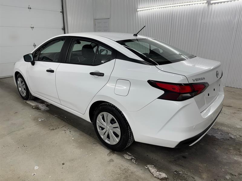 2024 Nissan Versa - Image 8