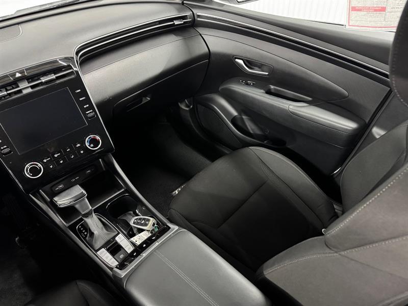 2022 Hyundai Tucson - Image 16