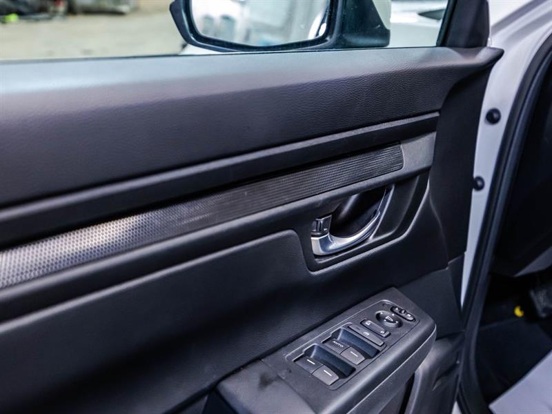 2023 Honda CR-V - Image 11