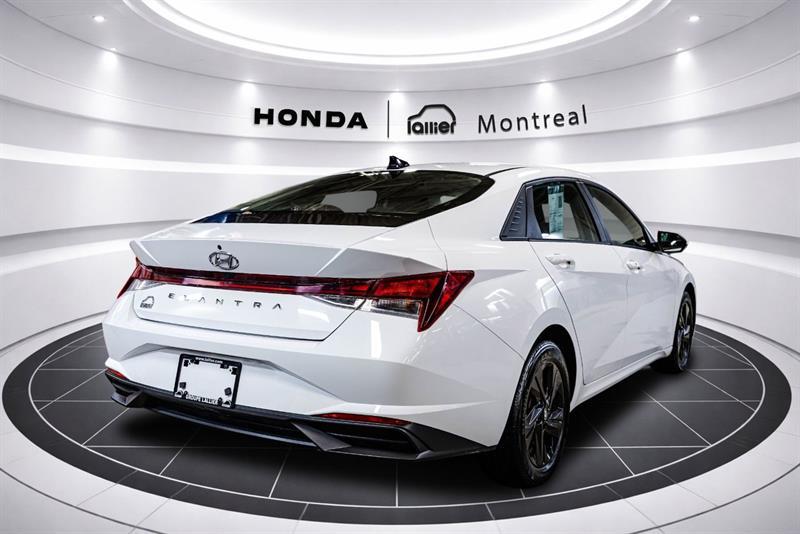 2021 Hyundai Elantra - Image 7