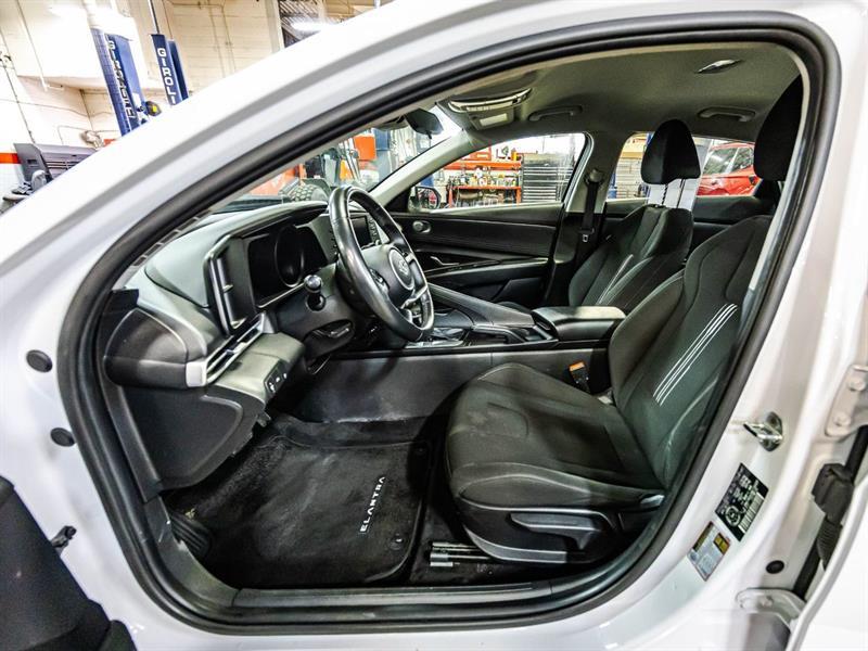 2021 Hyundai Elantra - Image 19