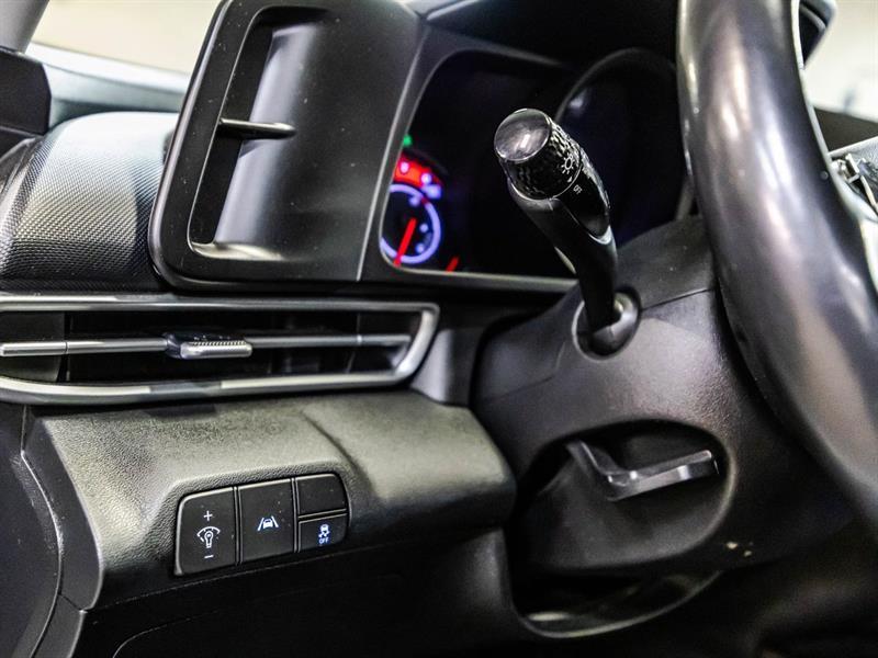 2021 Hyundai Elantra - Image 21