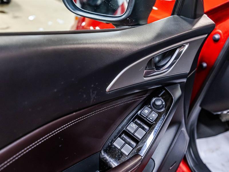 2018 Mazda Mazda3 - Image 12