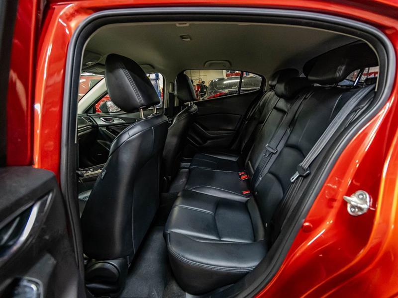 2018 Mazda Mazda3 - Image 14