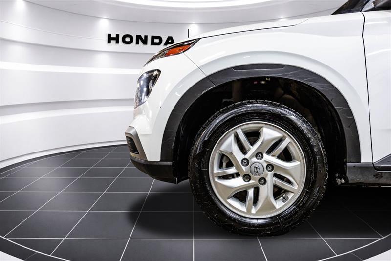 2024 Hyundai Venue - Image 10