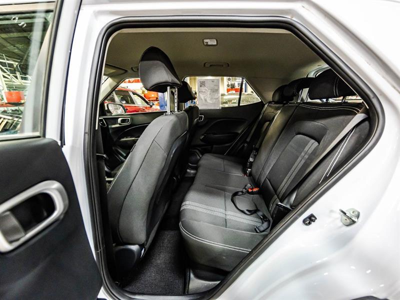 2024 Hyundai Venue - Image 14