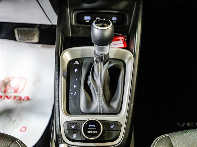 2024 Hyundai Venue - Image 25