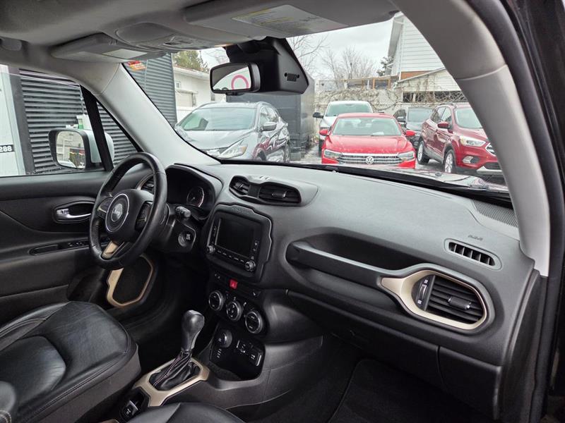 2017 Jeep Renegade - Image 10